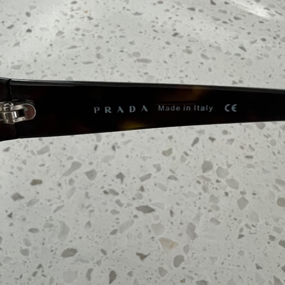 Vintage Prada Tortoise Sunglasses - Picture 12 of 12